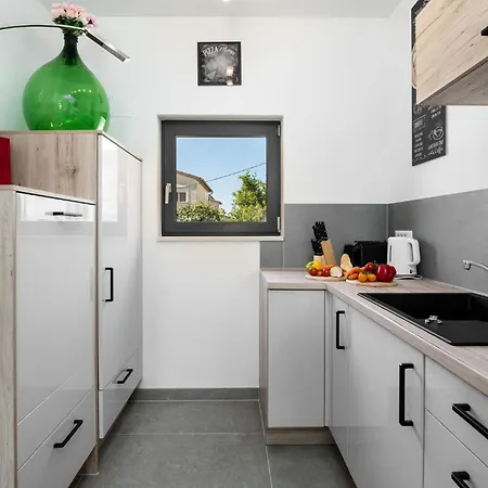Casa Cocoon Holiday home Funtana